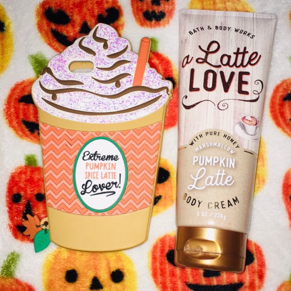 Marshmallow pumpkin latte body cream